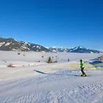 Ski-in Ski-out Maiskogel 17a - By Alpen Semesterbostad Kaprun
